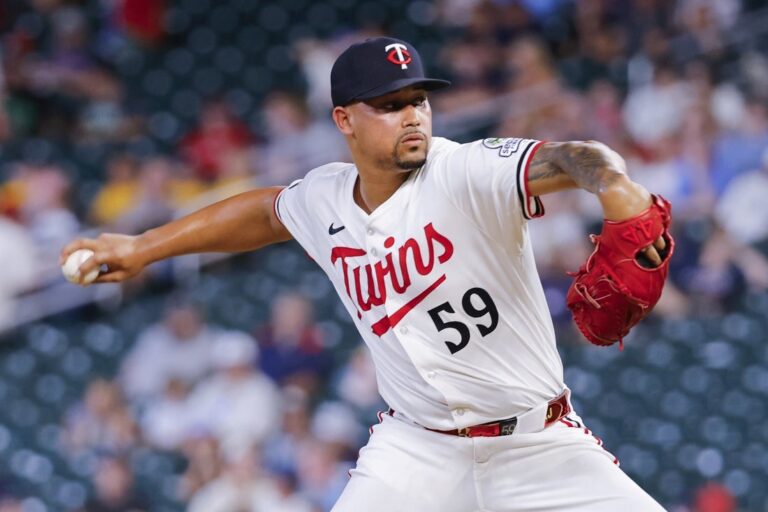 MLB News: Amid trade rumors, Twins chase series win over Red Sox