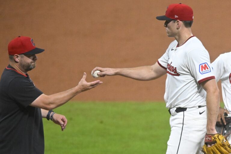 MLB News: Guardians, adjusting to closer’s absence, face Rockies again