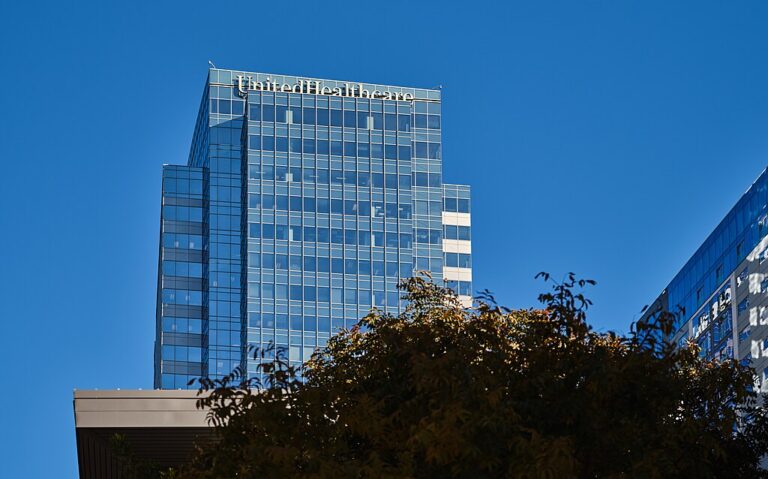 CWEB Business News UnitedHealth Group Holds Steady Amid Sector Challenges, UBS Reaffirms “Buy” Rating