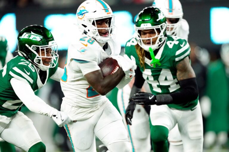 NFL News: Dolphins GM: RB De’Von Achane to play in season opener