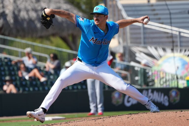 MLB News: Astros promote LHP John Rooney