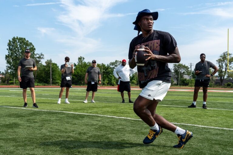 NCAAF News: Reports: Michigan to start true freshman QB and prized recruit Bryce Underwood