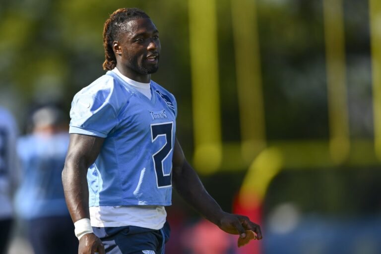 NFL News: Titans RB Tyjae Spears nursing high-ankle sprain
