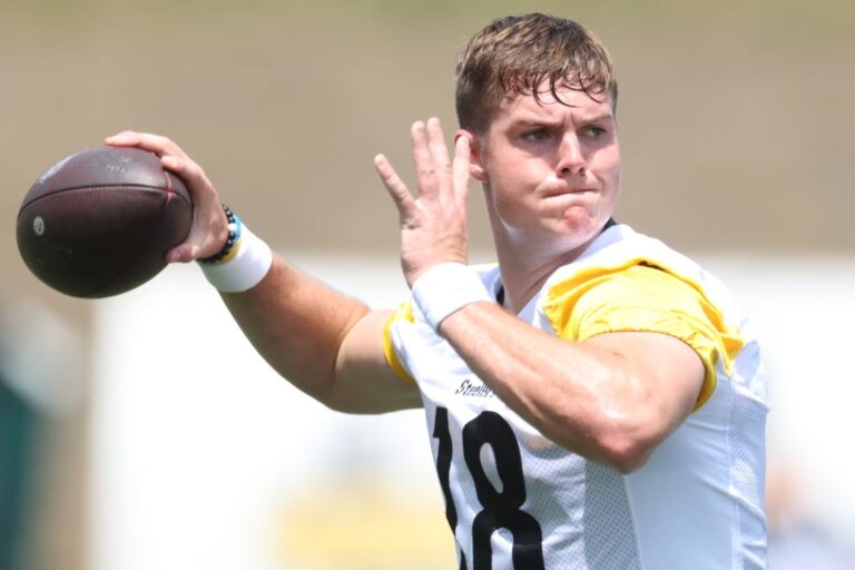 NFL News: Steelers QB Will Howard is week-to-week with broken finger