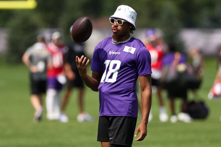NFL News: Vikings WR Justin Jefferson (hamstring) to be re-evaluated next week