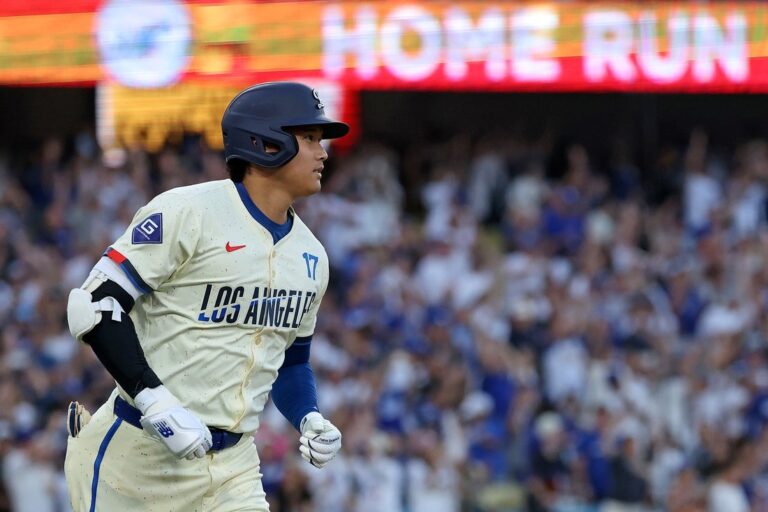 MLB News: Dodgers thriving against fellow division leader Blue Jays
