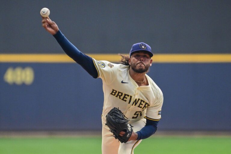 MLB News: Brewers blast five homers, blank Pirates to extend win streak to 11