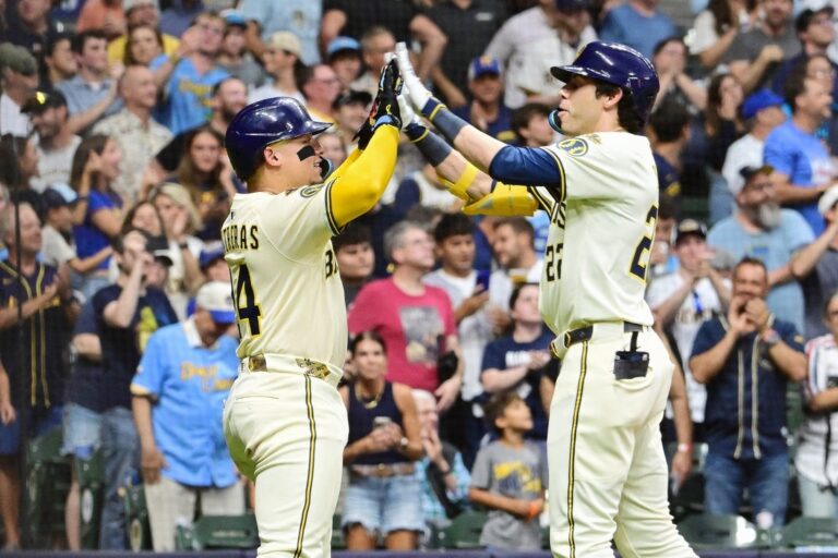 MLB News: Big-league-best Brewers chase sweep of Pirates, 12th straight win