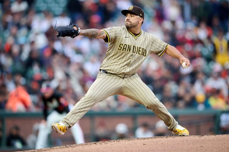 MLB News: Padres’ relief corps shuts down skidding Giants