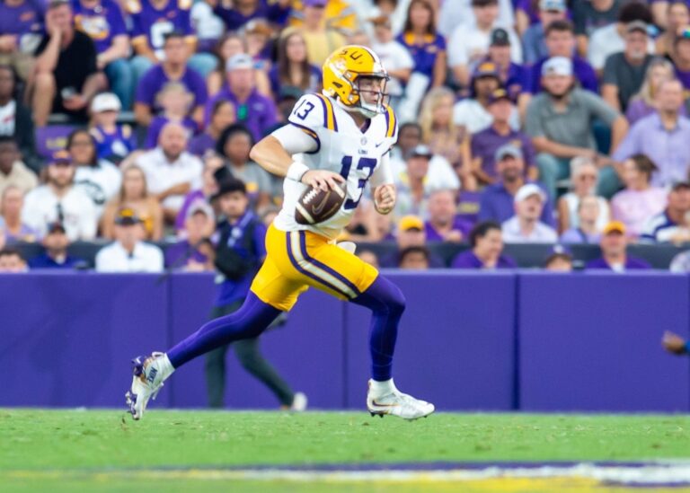 NCAAF News: Mirror images, expectations up stakes in opener between No. 4 Clemson, No. 9 LSU