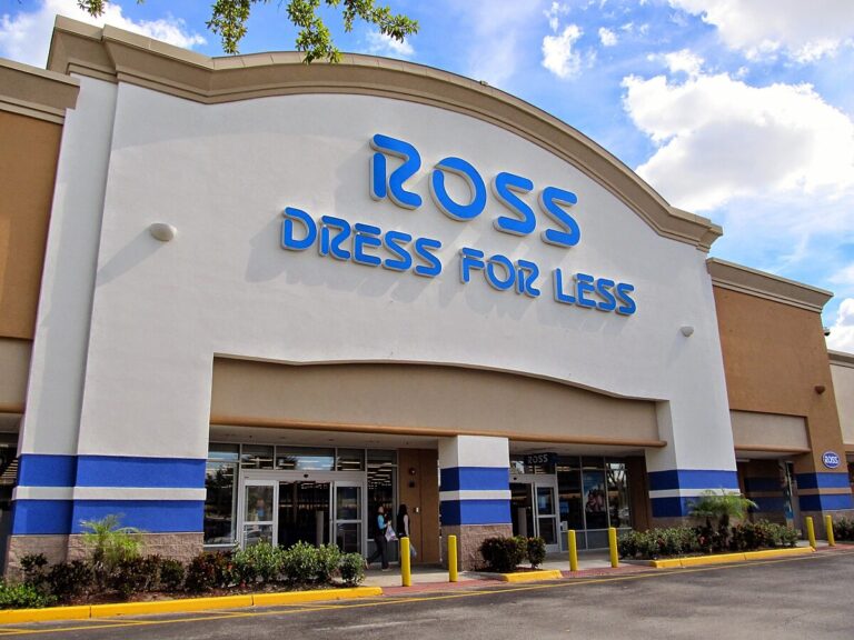 CWEB Business News Shares of Ross Stores Inc. surpass analyst forecasts