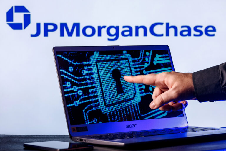 CWEB Business News Exclusive: JPMorgan Chase Nears Strategic Acquisition of Apple Card Portfolio in Transformative Fintech Move