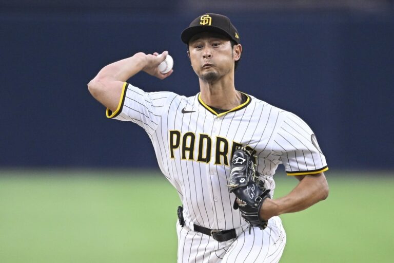 MLB News: Padres hope to keep heat on Dodgers in finale with Rockies