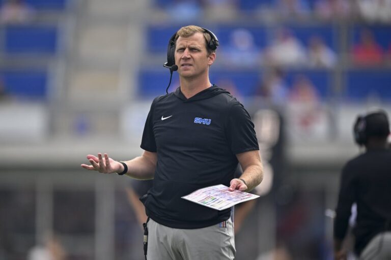NCAAF News: After sluggish start, SMU runs away from Missouri State