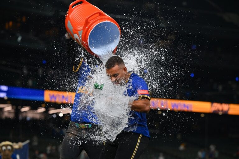 MLB News: Mariners, level atop AL West, pursue another win over Angels