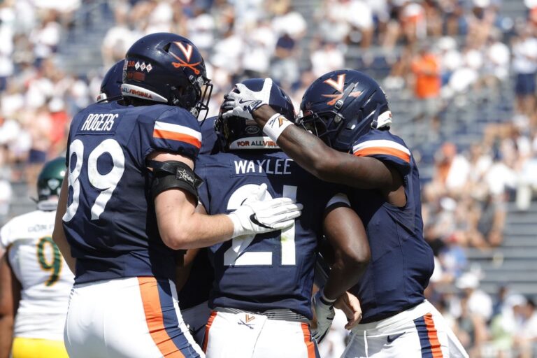 NCAAF News: Harrison Waylee helps Virginia pound William & Mary