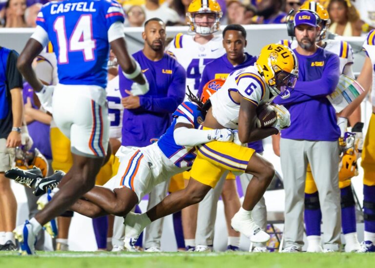 NCAAF News: No. 3 LSU snags five interceptions in win over Florida
