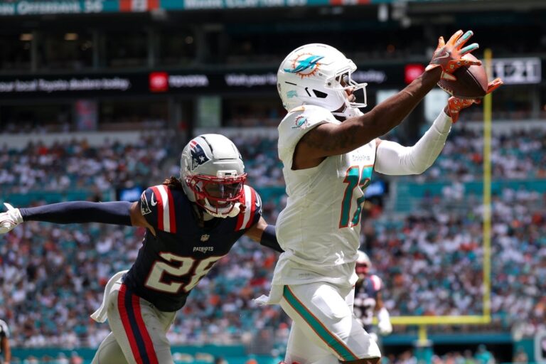 NFL News: Antonio Gibson TD helps Patriots top Dolphins