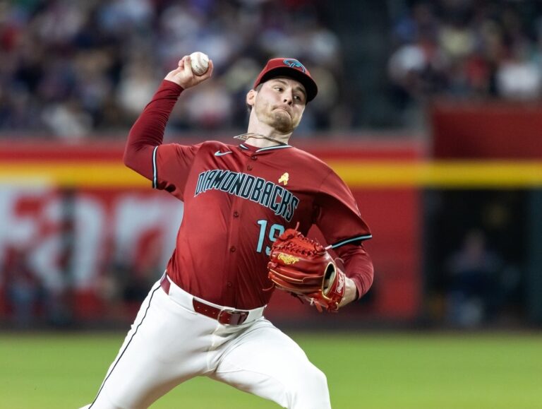 MLB News: Chasing wild-card spot, D-backs face playoff-bound Phillies