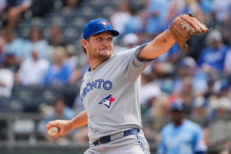 MLB News: Pursuing AL East crown, Jays need another win over Rays