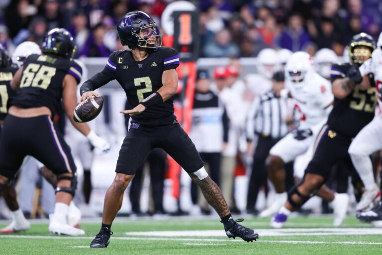 NCAAF News: Prolific Washington QB Demond Williams Jr. faces reeling Michigan defense