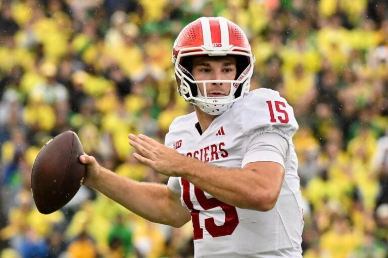 NCAAF News: Skidding Michigan State faces daunting challenge at No. 3 Indiana