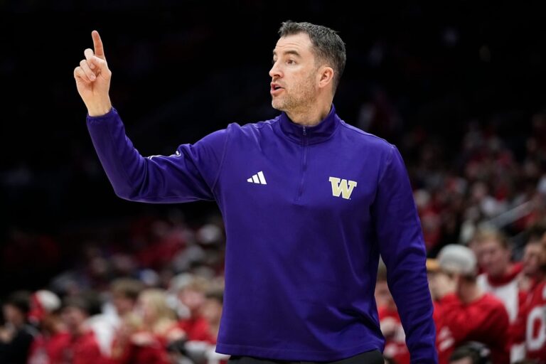 Seven double-figure scorers pace Washington over Denver