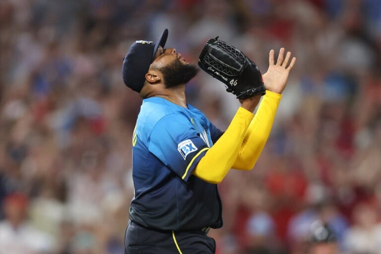 MLB News: Phillies pick up option for reliever Jose Alvarado