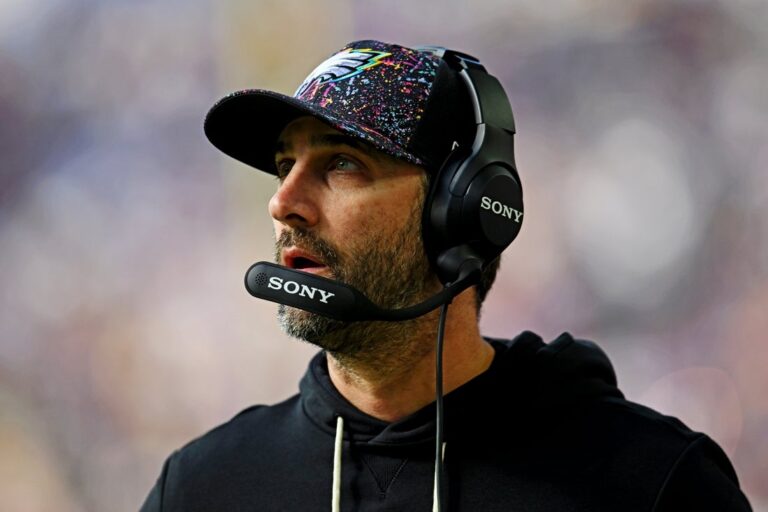 NFL News: After bye and with fresh reinforcements, Eagles head to Green Bay