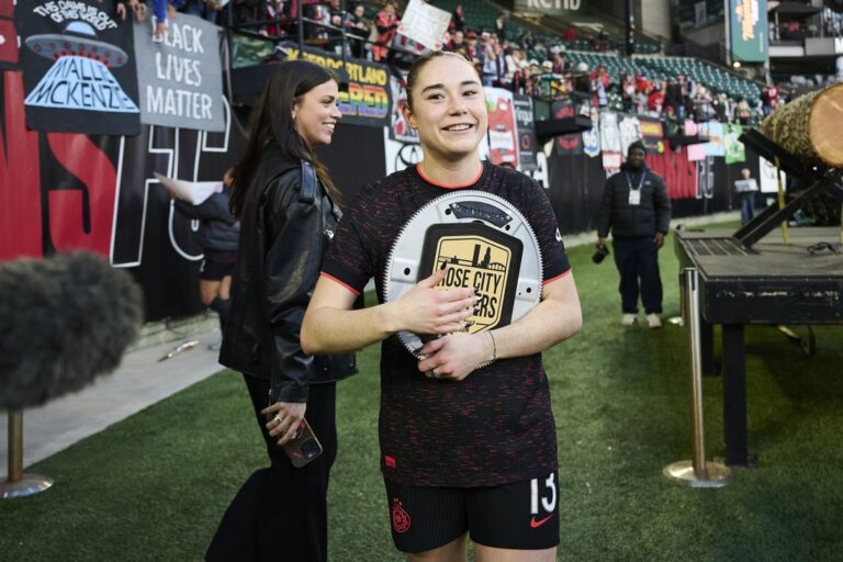 NWSL News: Thorns sign leading goal scorer Olivia Moultrie to extension