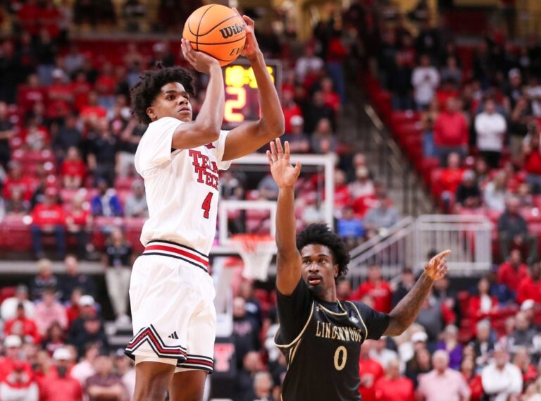 Christian Anderson, No. 10 Texas Tech pound Lindenwood