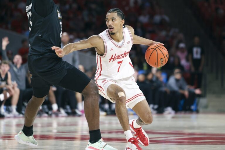 No. 2 Houston goes on late run, fends off Towson