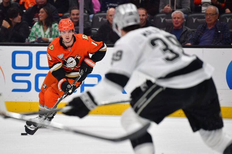 NHL News: Ducks rally to beat Kings in shootout