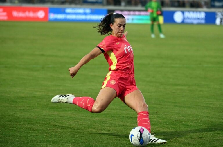 NWSL News: USWNT’s Sam Coffey leaves NWSL for Man City