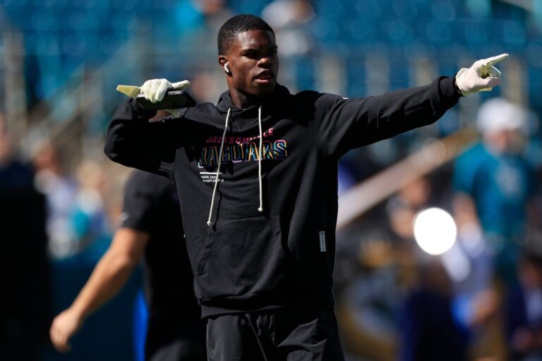 NFL News: Jaguars’ Travis Hunter to continue as two-way player