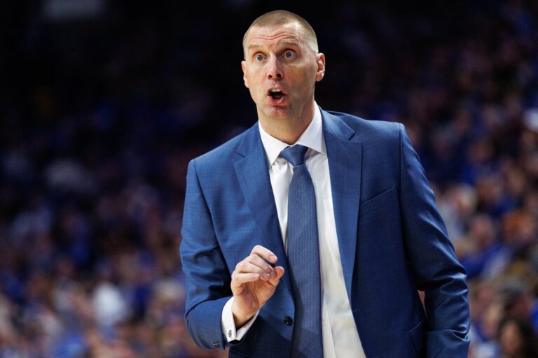 Kentucky erases 18-point deficit, beats LSU at the buzzer