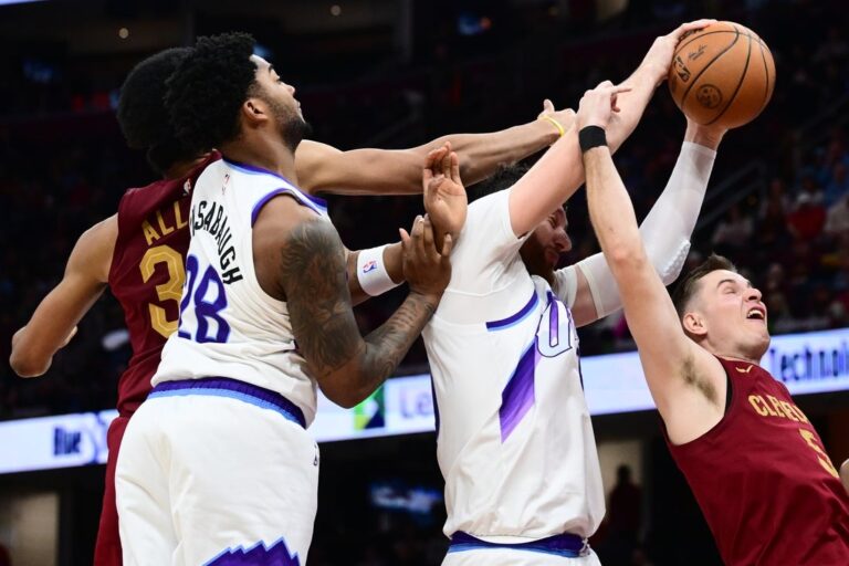 Jazz chase strong defensive performance vs. Bulls