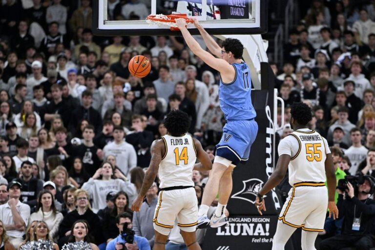 Villanova tops Providence, extends Big East road win streak
