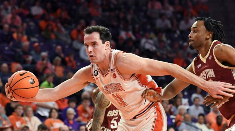 Nick Davidson pours in 25 as No. 22 Clemson handles Boston College