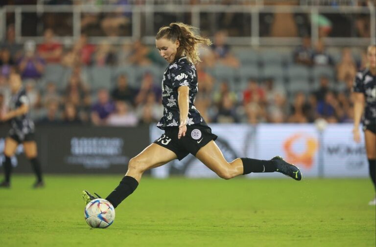 NWSL News: Dash sign USL Super League MVP Emina Ekic