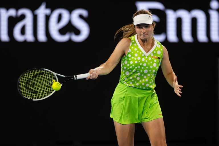 WTA News: Daria Snigur wins marathon 3rd-set tiebreaker in clay debut at Madrid