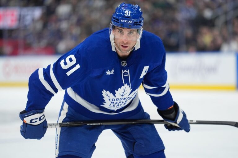 NHL News: Leafs visit Senators for season-ending role reversal
