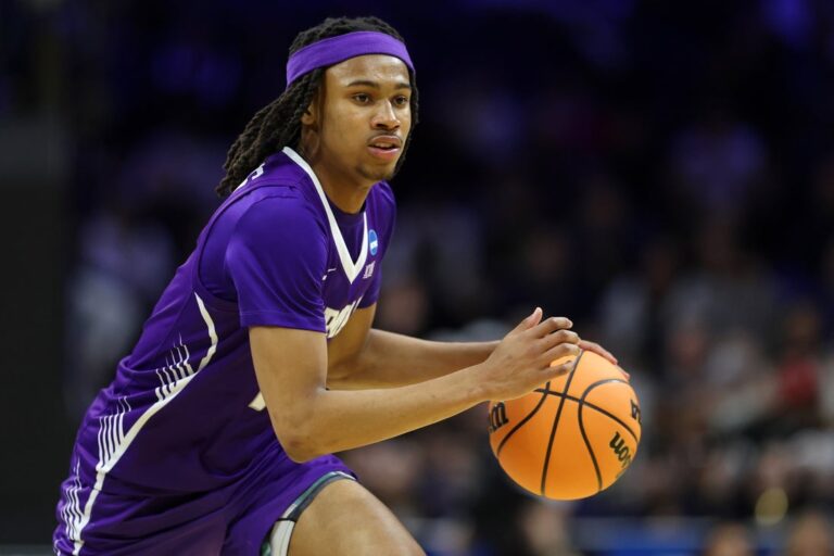 Transfer portal roundup: Kentucky adds Furman transfer Alex Wilkins