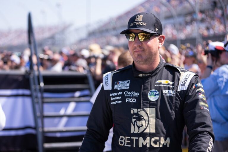 NAS News: Kyle Busch gets new crew chief after just 10 races