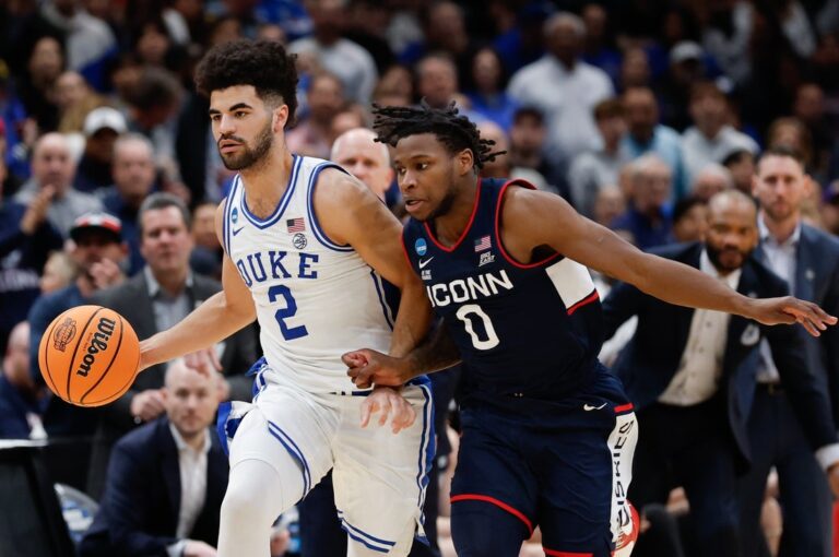 Report: UConn, Duke finalizing Thanksgiving Eve clash