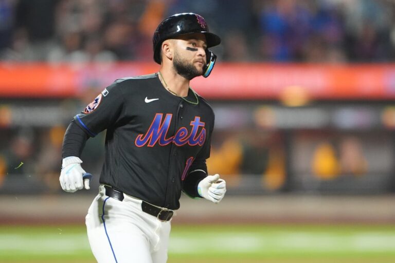 MLB News: Offenses for Mets, Cubs trending in opposite directions entering series