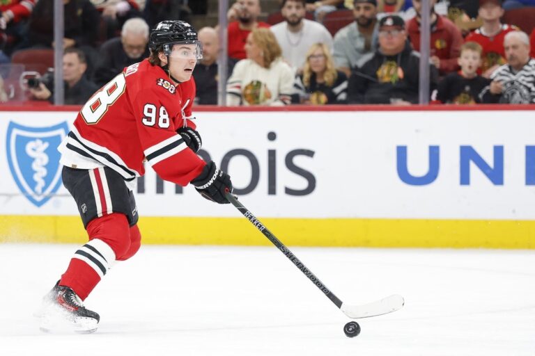 NHL News: Blackhawks face Sharks, seek positive to another non-playoff season