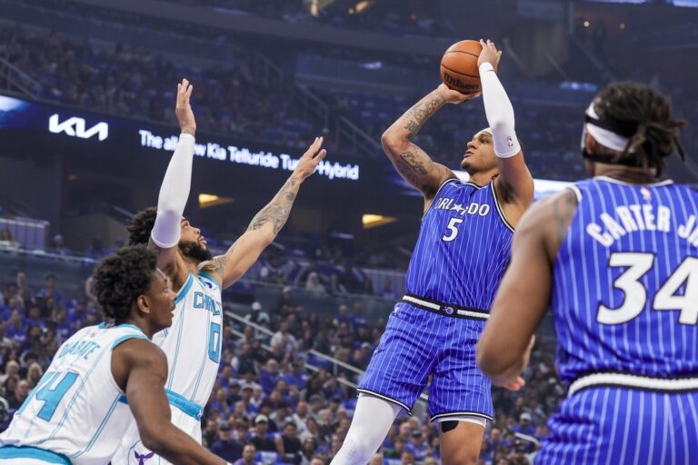 Magic extend Hornets’ playoff drought, face Pistons next