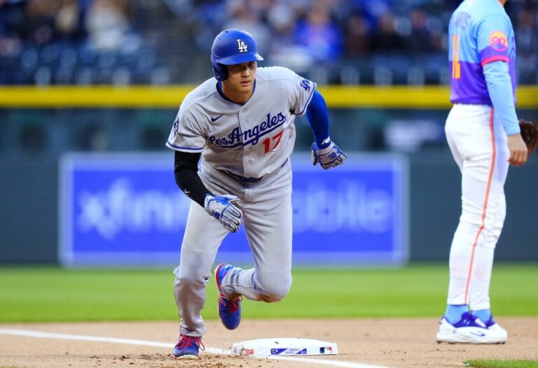 MLB News: Max Muncy’s 2 homers power Dodgers to rout of Rockies