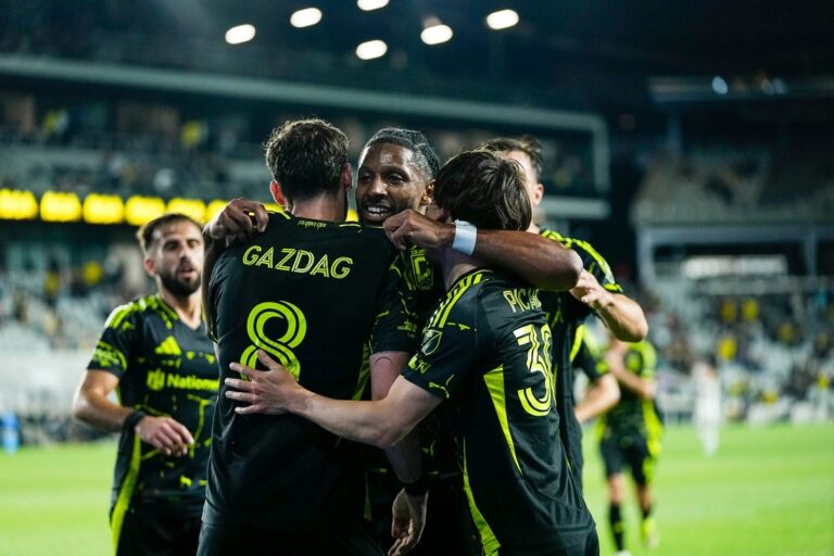 MLS News: After weather delay, Crew defeat Galaxy for first home win of season